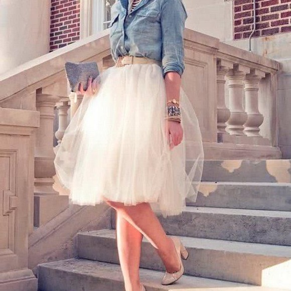 White Tulle Skirt - Picture 2 of 8